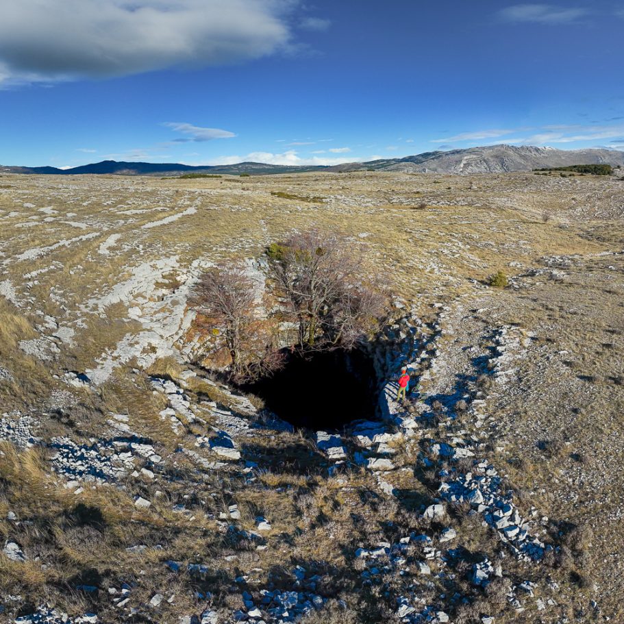 Cavers at pothole entrance