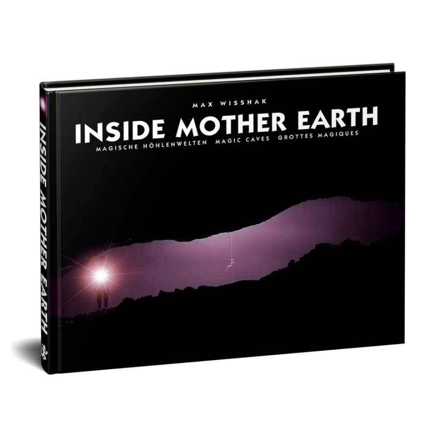 3D-mockup of the book 'Inside Mother Earth: Magic Caves'